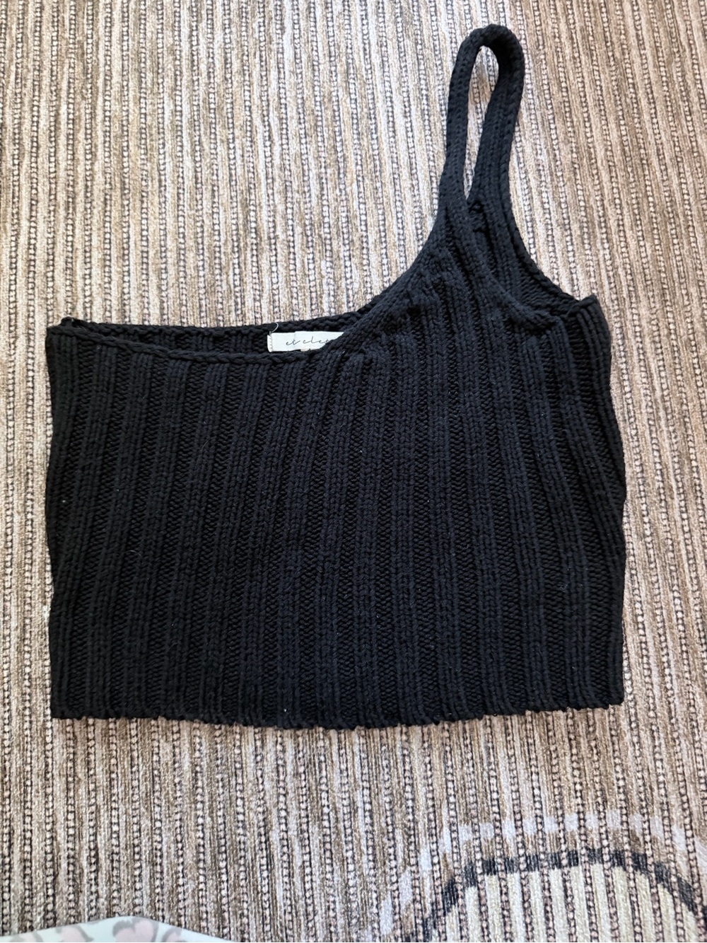 Black Ribbed One-Shoulder Knit Tank Top